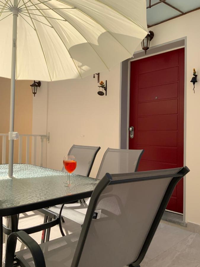 Casa La Wanda - Camaiore Toscana - 2 Bedroom & Terrace Exterior photo