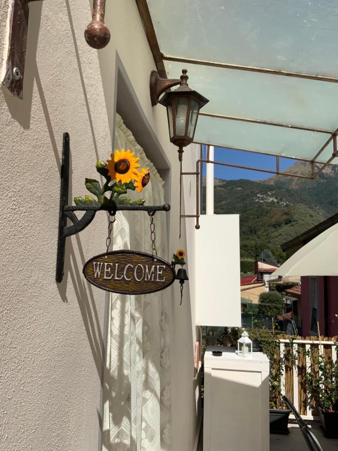 Casa La Wanda - Camaiore Toscana - 2 Bedroom & Terrace Exterior photo